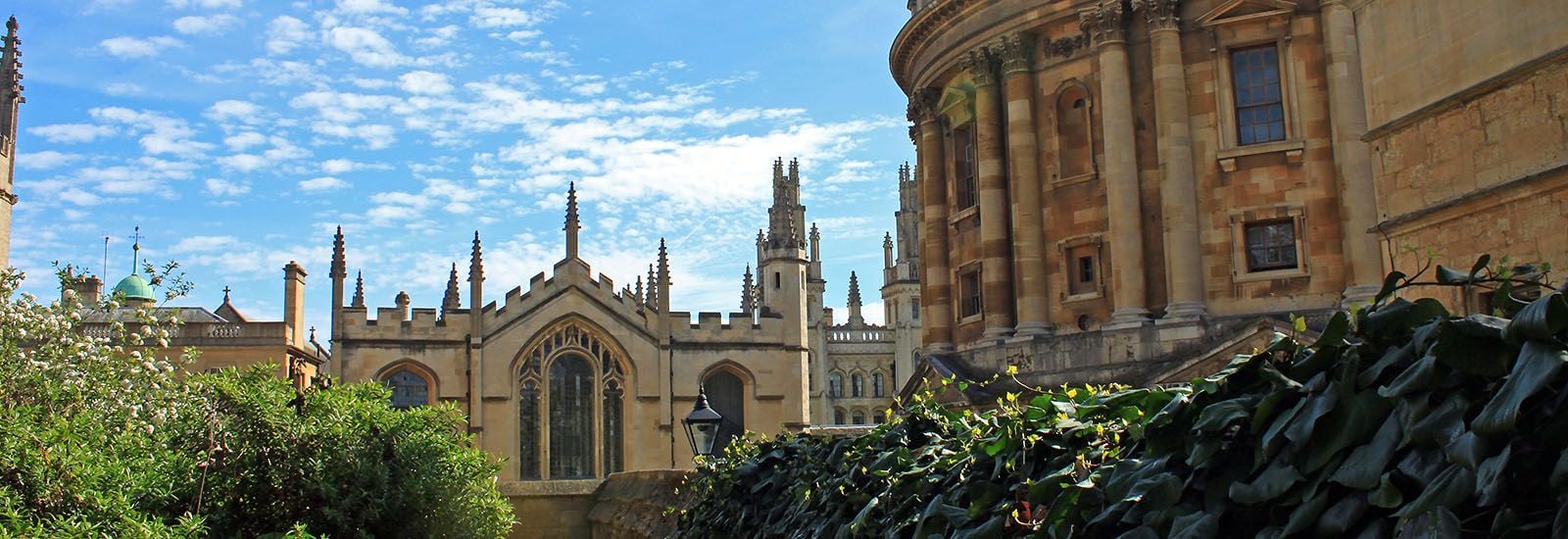 Oxford University Weidenfeld-Hoffmann Scholarships and Leadership Programme